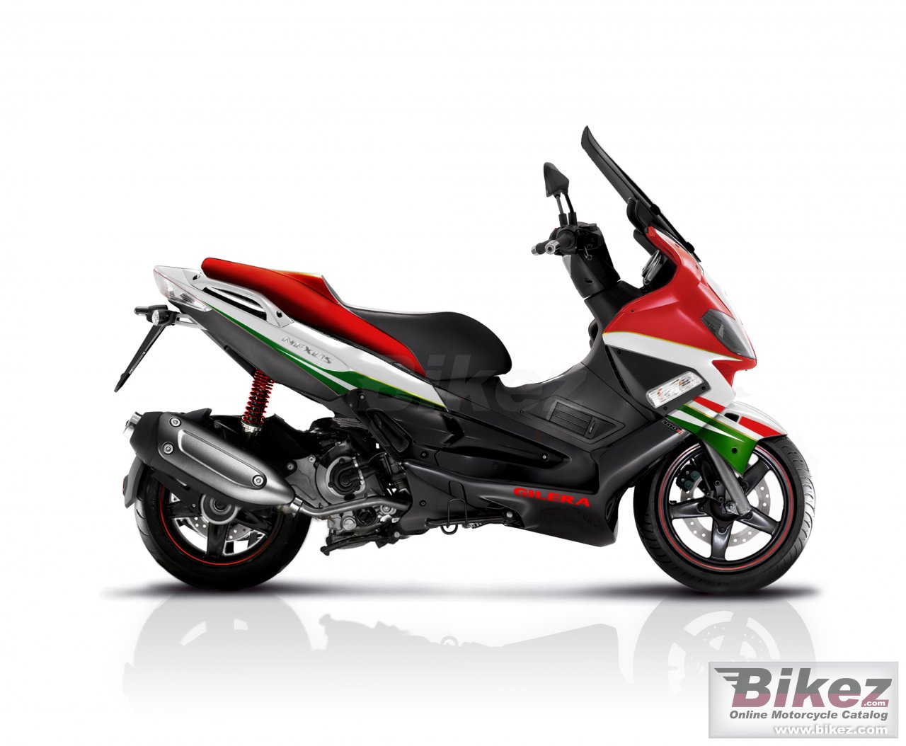 Big Gilera nexus 300 centenario picture and wallpaper from Bikez.com